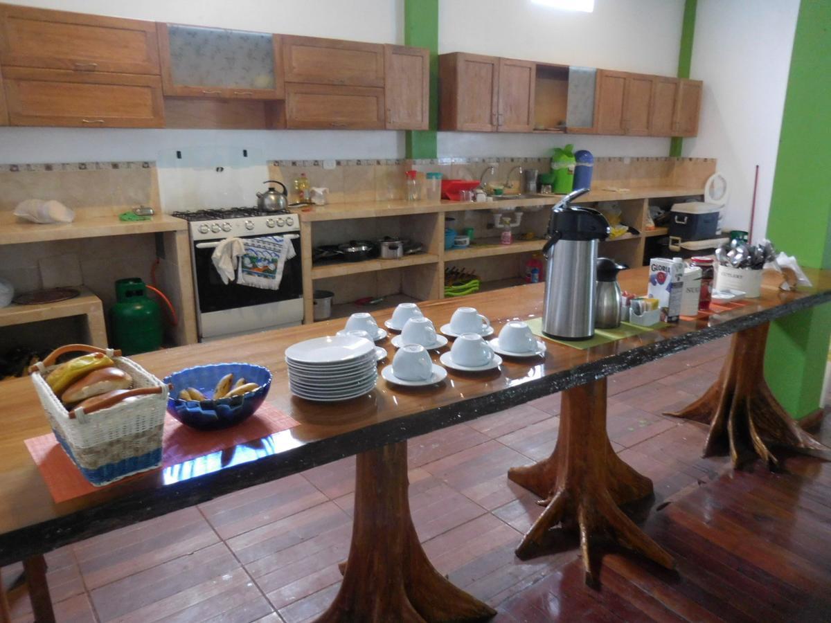 Tambopata Hostel 马尔多纳多港 外观 照片